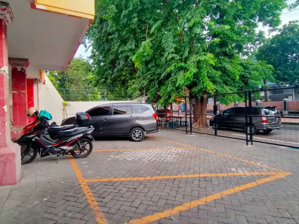 Rumah usaha Pusat kota Jl Kapuas