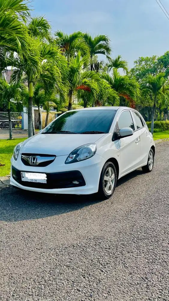 Brio E matic AT 2015 KM70rb L tangan Pertama