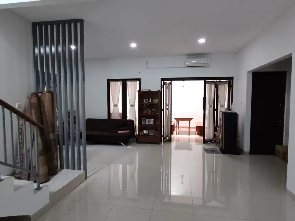 Rumah Hook harga sangat miring di cluster asera harapan indah bekasi