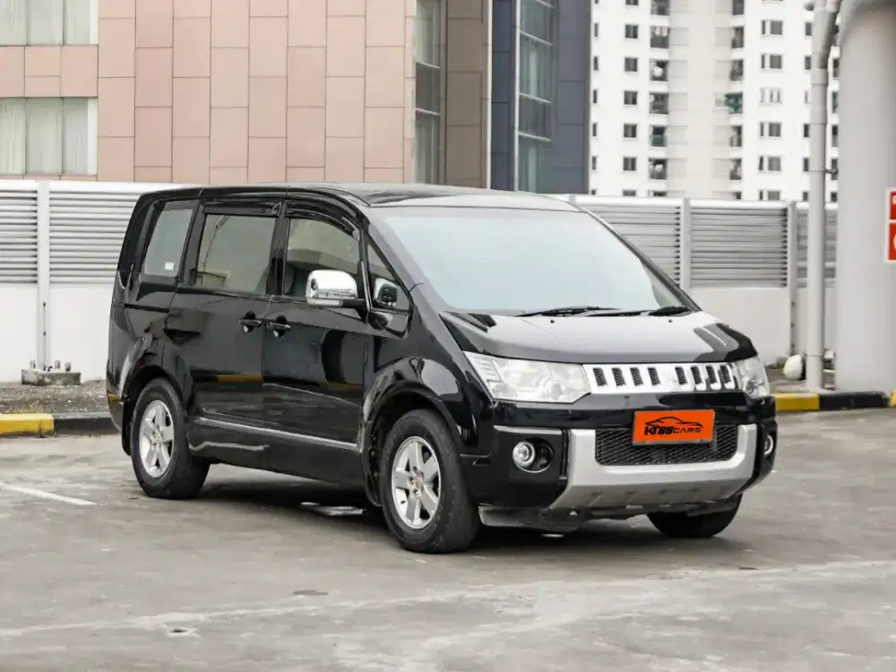 Mitsubishi Delica D5 2.0L AT 2014