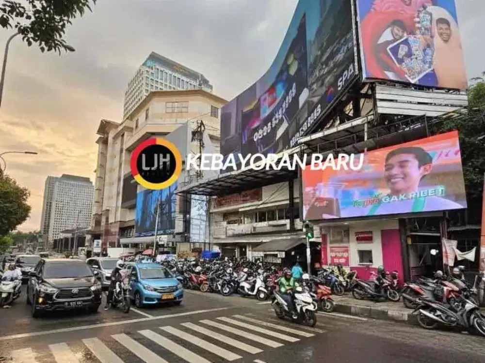 Rumah Komersil BAWAH NJOP! Pinggir Jalan Pusatnya Senayan Jakarta Selatan