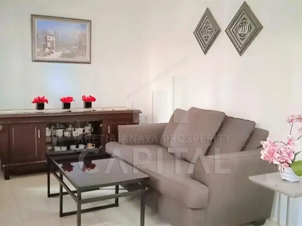 BERSIH DAN TERAWAT RUMAH TINGGAL 2 LANTAI SAYAP KEBON KOPI CIMAHI