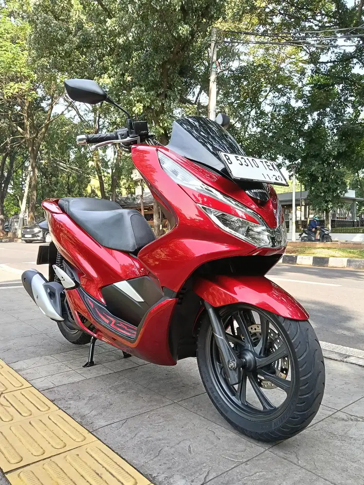 DP MINIM 2.500 CASH KREDIT HONDA PCX 150 ABS THN 2019 PAJAK IDUP SIAP