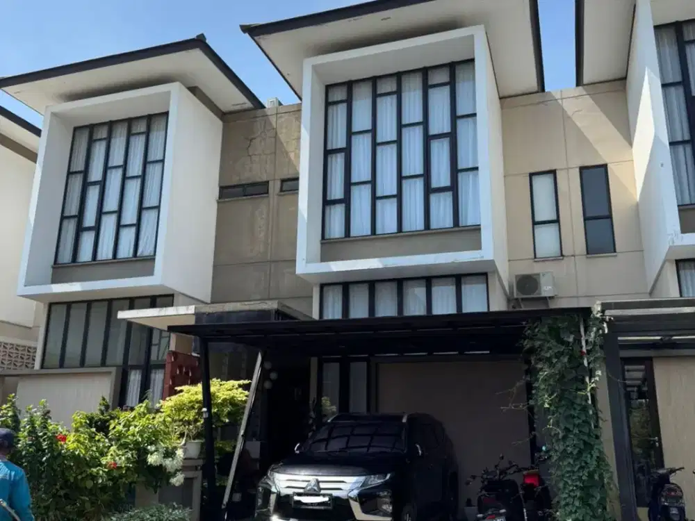 Rumah Siap Huni 3 Lantai di Jgc Jaktim