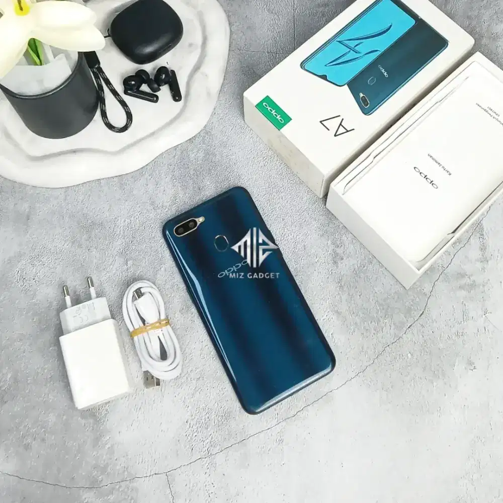 Oppo A7 4/64 Biru Cemerlang