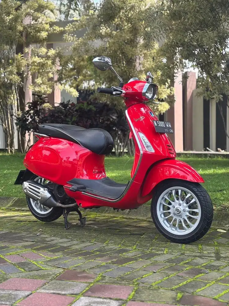 Vespa Sprint 150 IGet Th 2016 Merah Metalik Nopol N Koko Motor