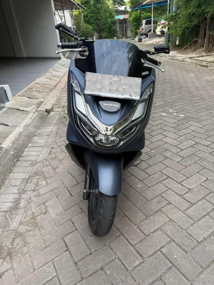 HONDA PCS ABS 2022 WARNA GREY LIKE NEW