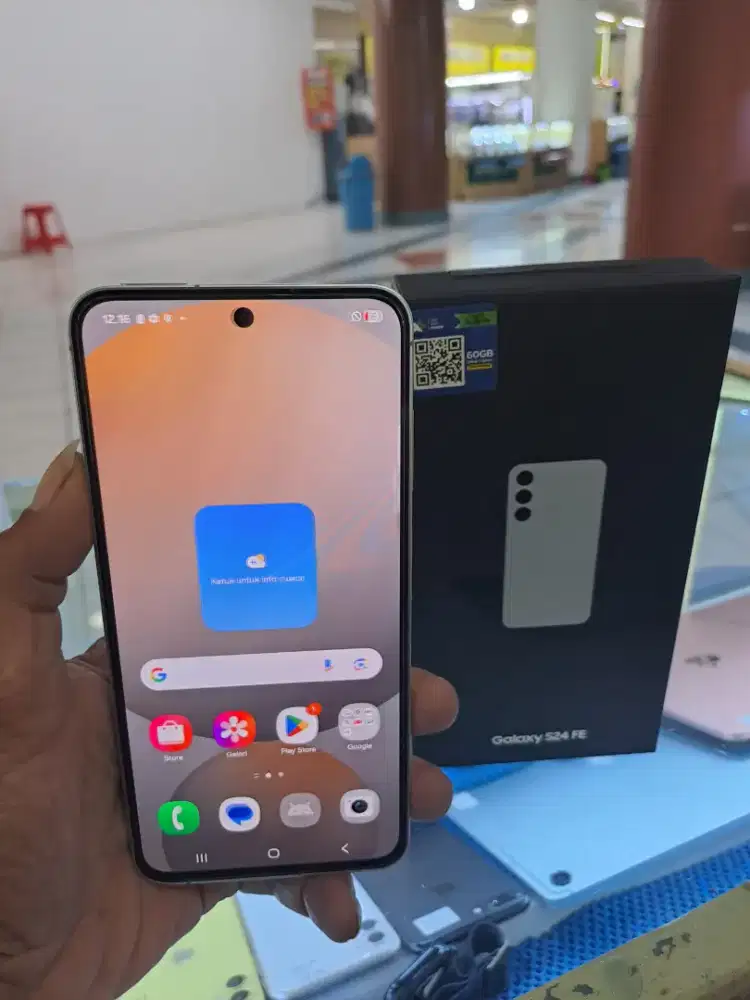 Samsung S24FE 8/256gb