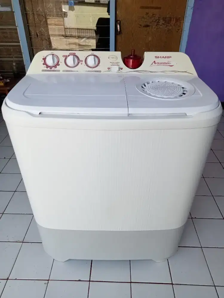 Mesin cuci SHARP JUMBO 9 KILO normal bersih Depok 2 timur