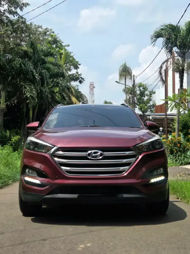 Cash! Hyundai tucson 2017 at full spek istimewa