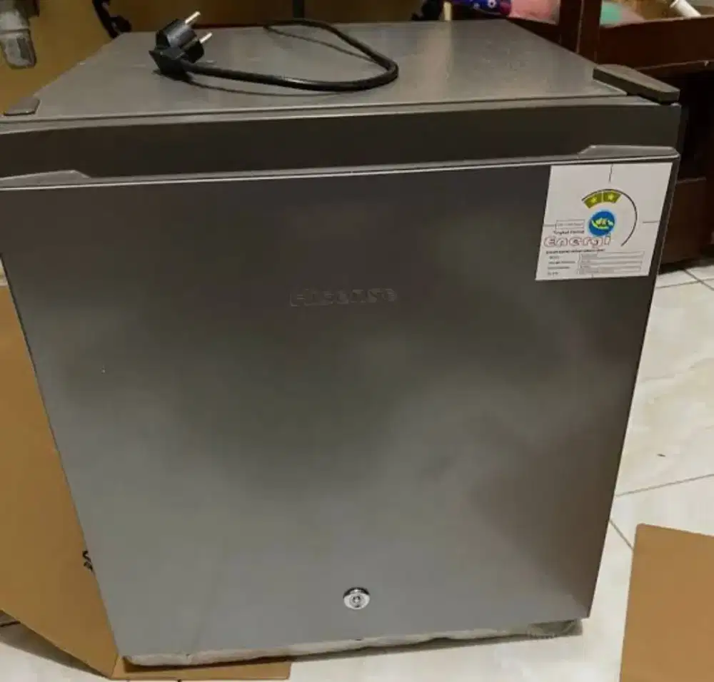 Kulkas Mini Hisense