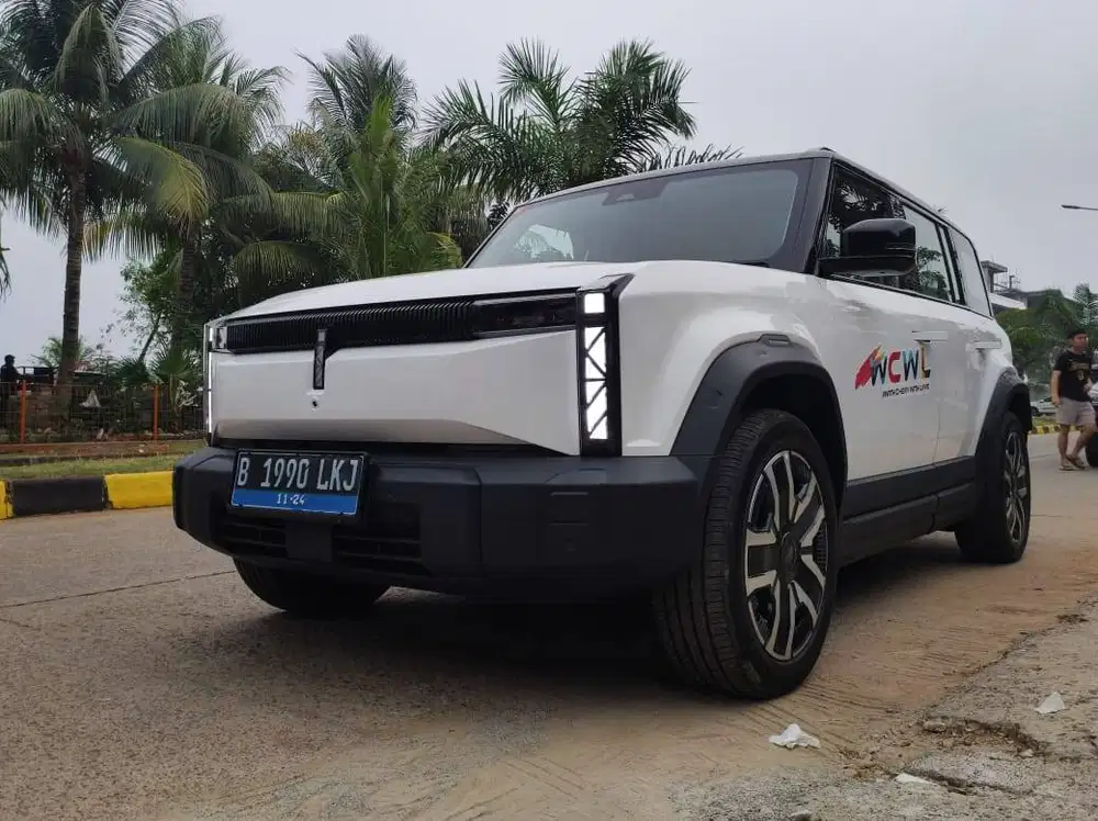 STOK TERAKHIR Chery J6 IWD 2026