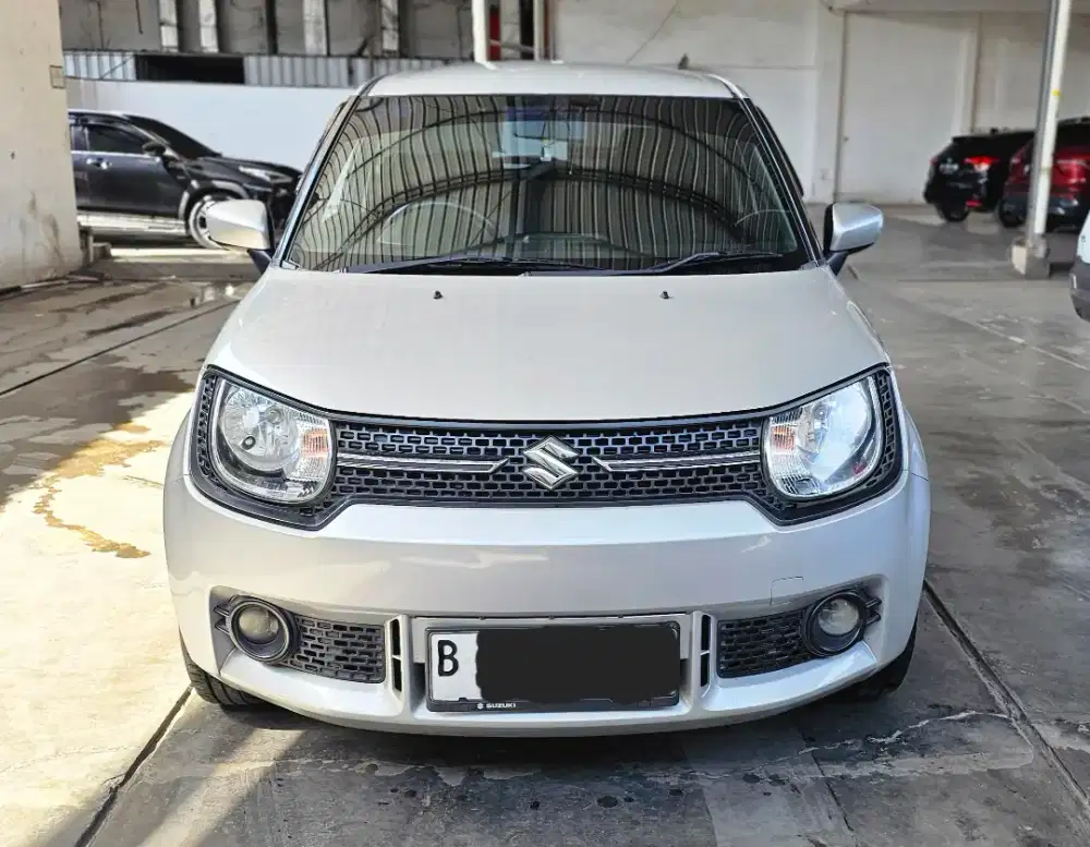 Tangan 1 Dari Baru Suzuki Ignis GL AT Matic 2017/ 2019 Silver Km 73rb