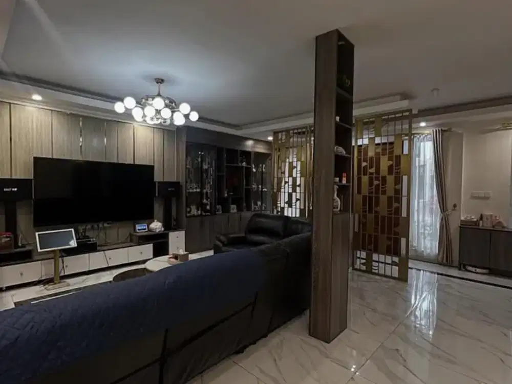 Rumah 2 Lantai Full Bangunan Puri Mansion Jakarta Barat Dekat Tol