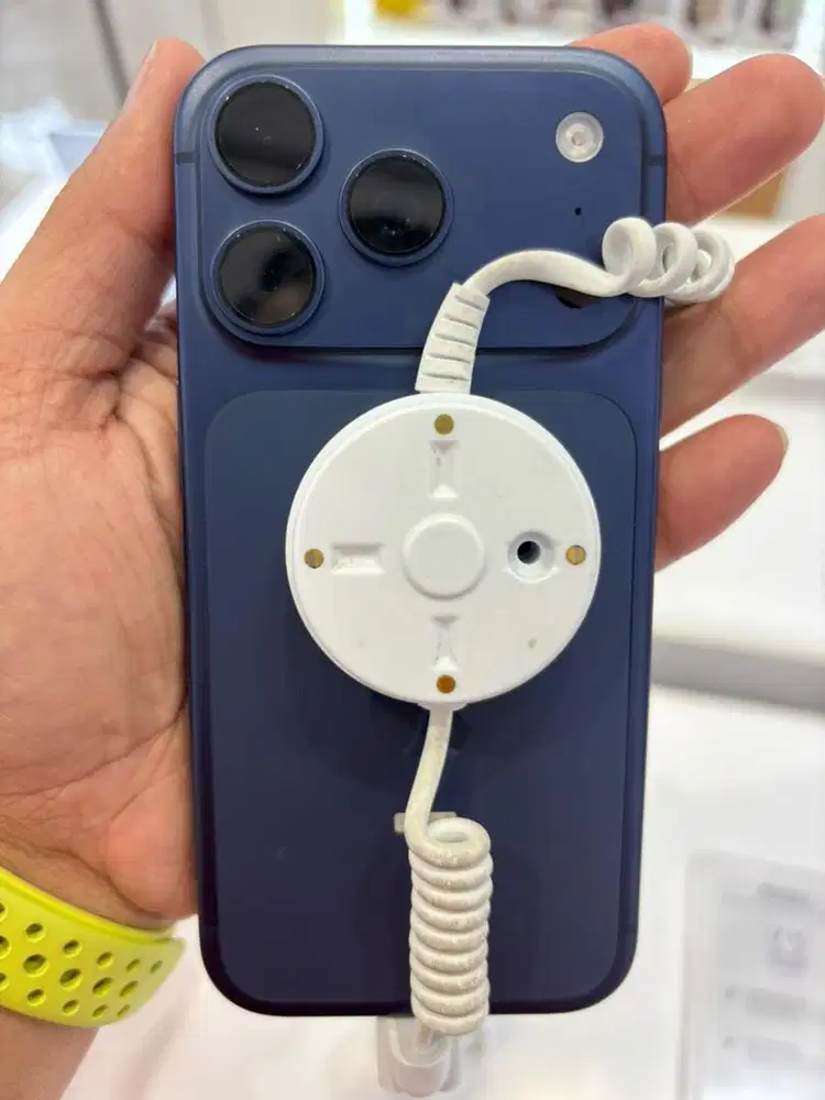 Iphone 17 pro promo spesial bunga 0% dan free 2 kali cicilan