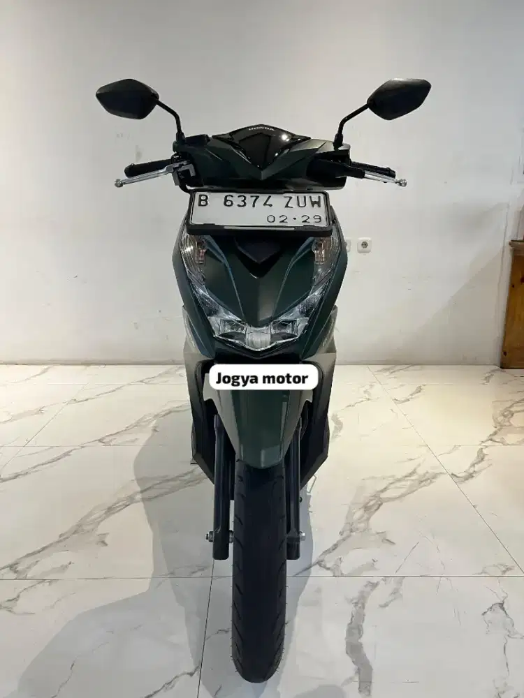 1 - Honda Beat Deluxe Tahun 2024