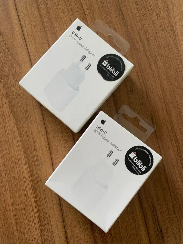 Batok Charger Original 20 W