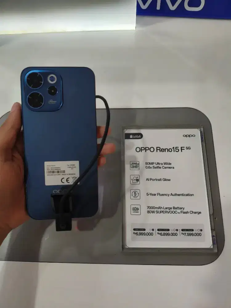 Kredit kredivo Oppo Reno 15