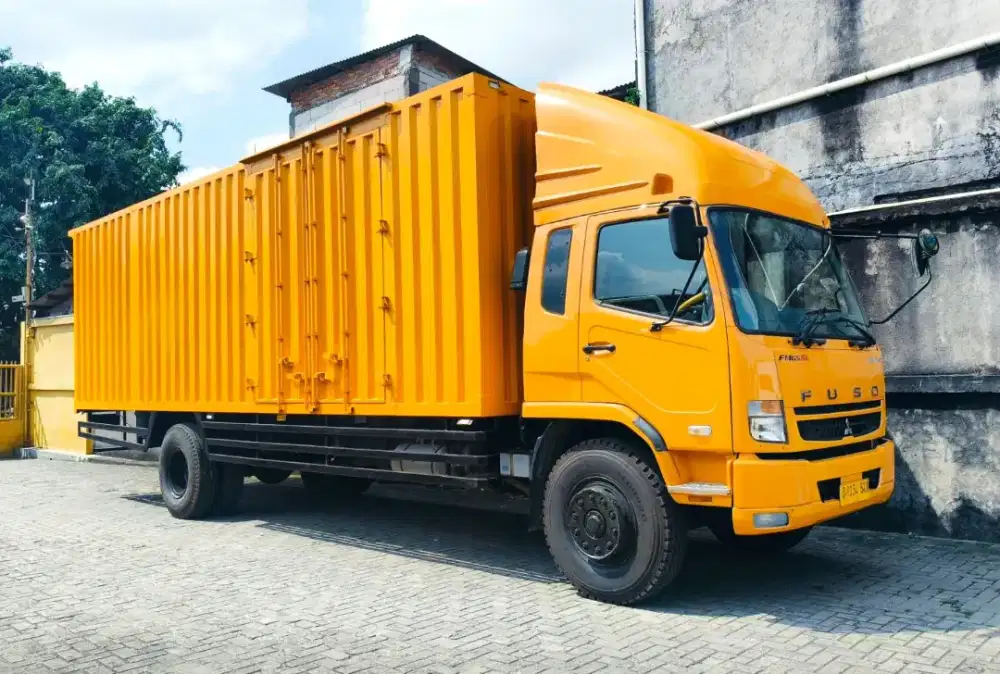 14rbKM+banbaru MURAH Mitsubishi Fuso engkel 4x2 FM 65 SL box besi 2023