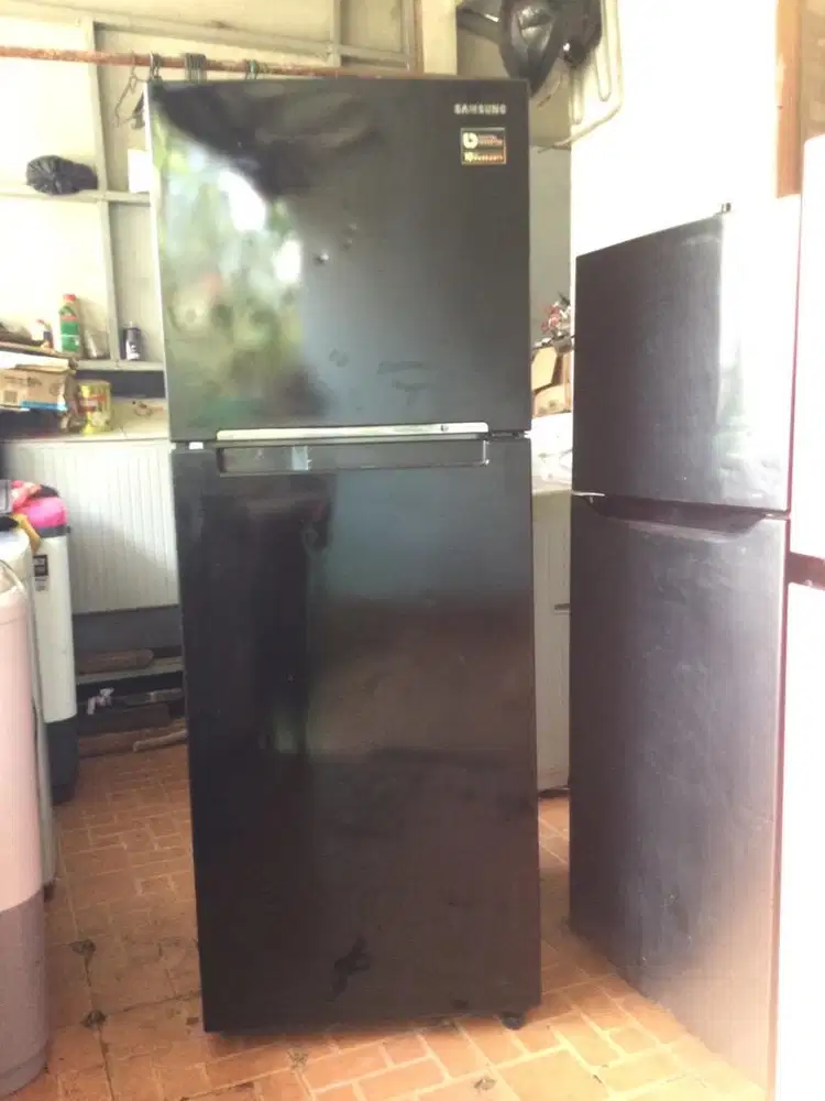 Kulkas 2 Pintu Merk SAMSUNG