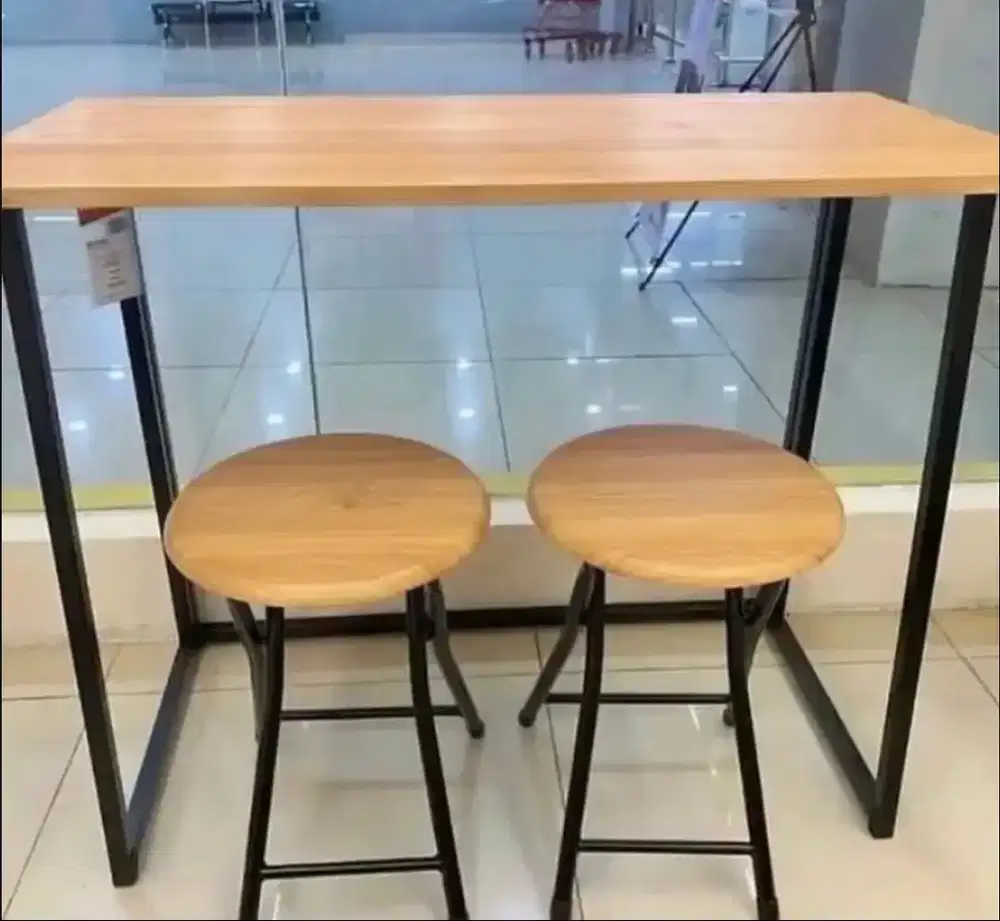 meja makan minimalis