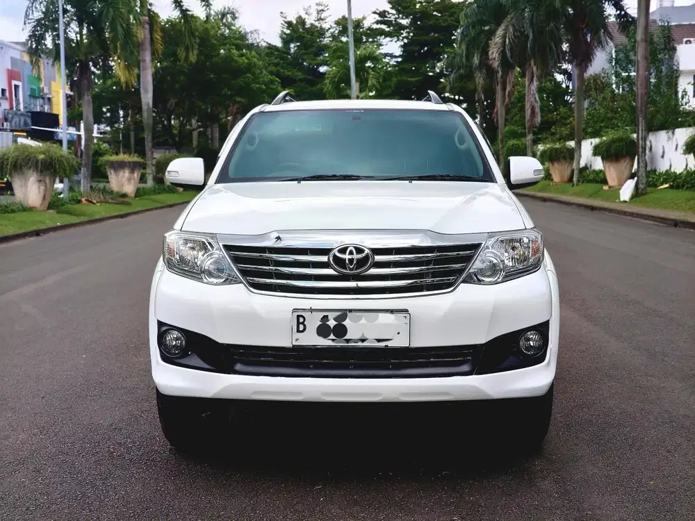 Toyota Fortuner 2.5 G AT diesel 2011