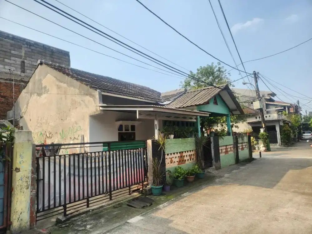 RUMAH MURAH HOOK HITUNG TANAH DALAM KOMPLEK STRATEGIS di CIKUNIR BEKASI SELATAN