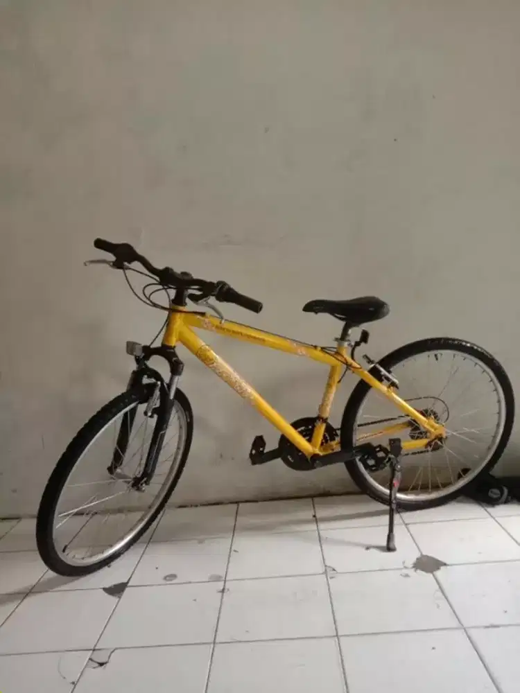 Jual sepeda gunung merk POLYGON UK 26