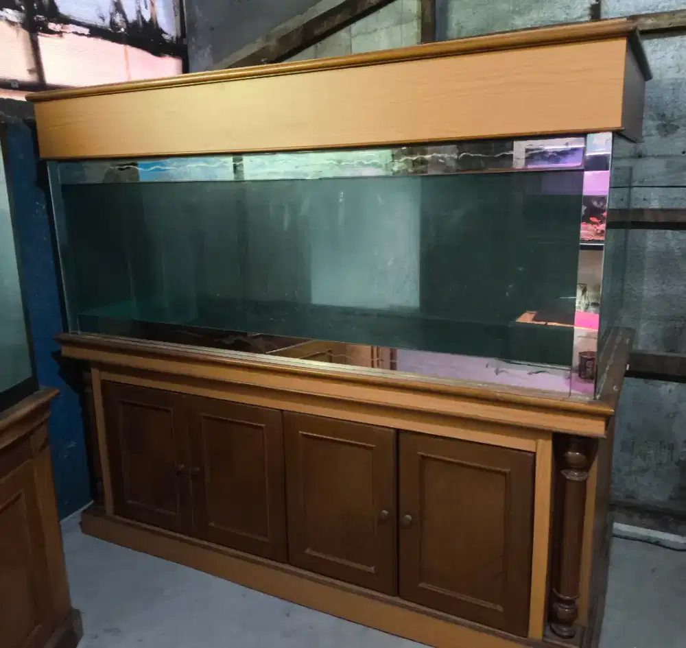 Akuarium Full Kabinet