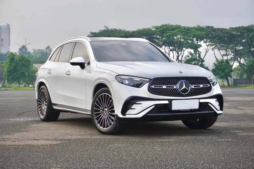 GLC300 Putih 2023 Siap Pakai, istimewa