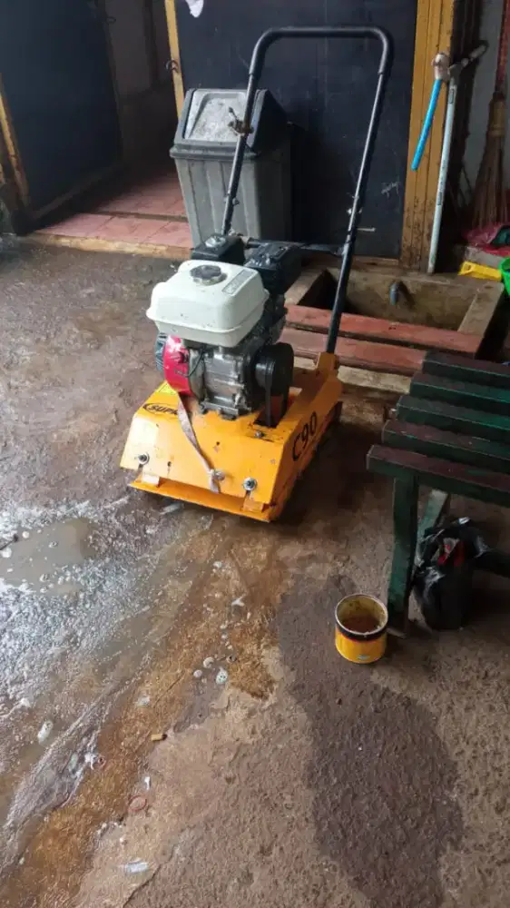 Stamper kodok stamper kuda baby roller jack hamer molen genset