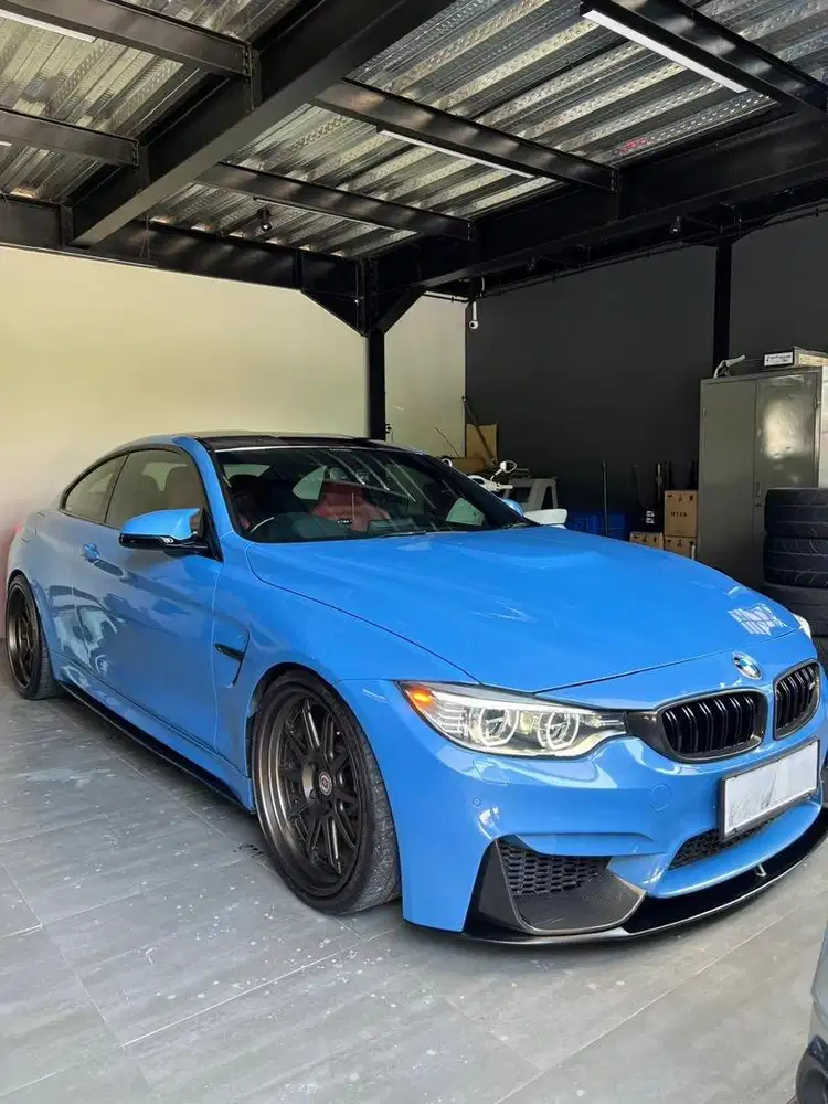 M4 YAS MARINA BLUE FULL SPECS