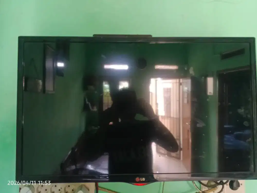 Dijual TV LCD 32 inchi