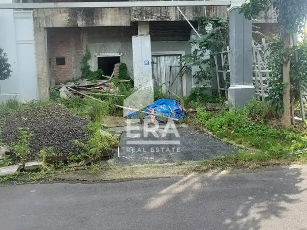 Rumah Bahan Siap Renovasi di Cluster Water Terrace Grand Wisata