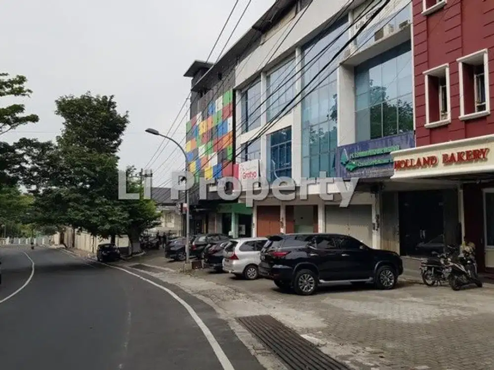 Diponegoro, Siranda, Tengah Kota, Semarang Atas, Semarang