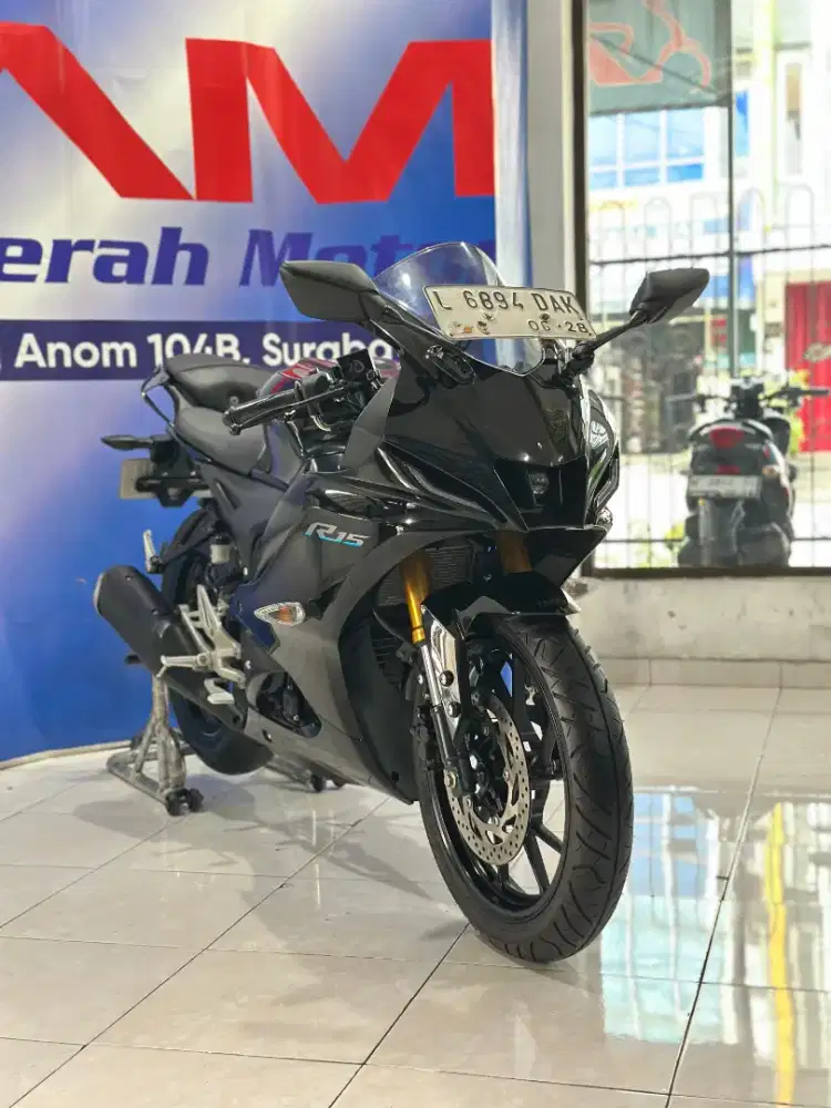 KM 7RIBU - YAMAHA R15 V4 CONNECTED 2023 LIKE NEW