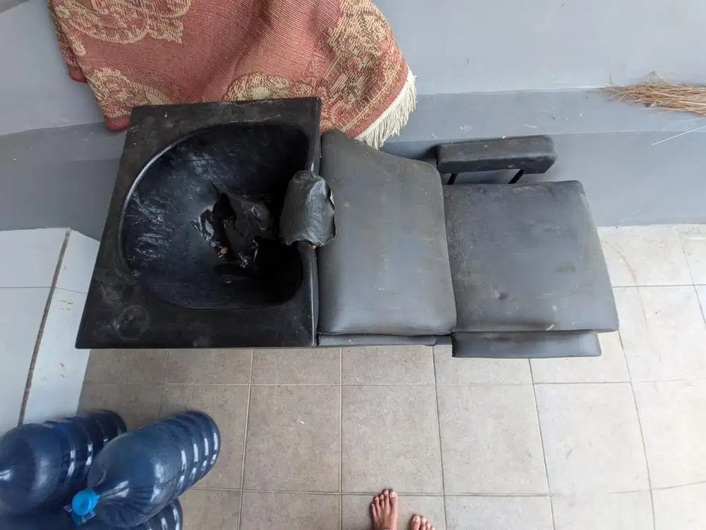 Keramas salon kursi salon