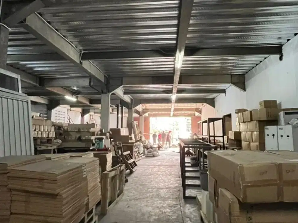 Gudang Ada Office dan Akses Kontainer 40 Feet di Joglo Jakarta Barat