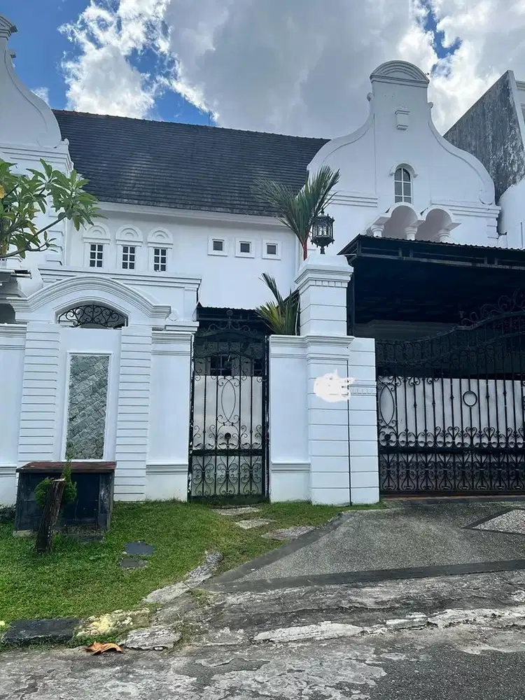 Jual rumah siap huni bersih nyaman