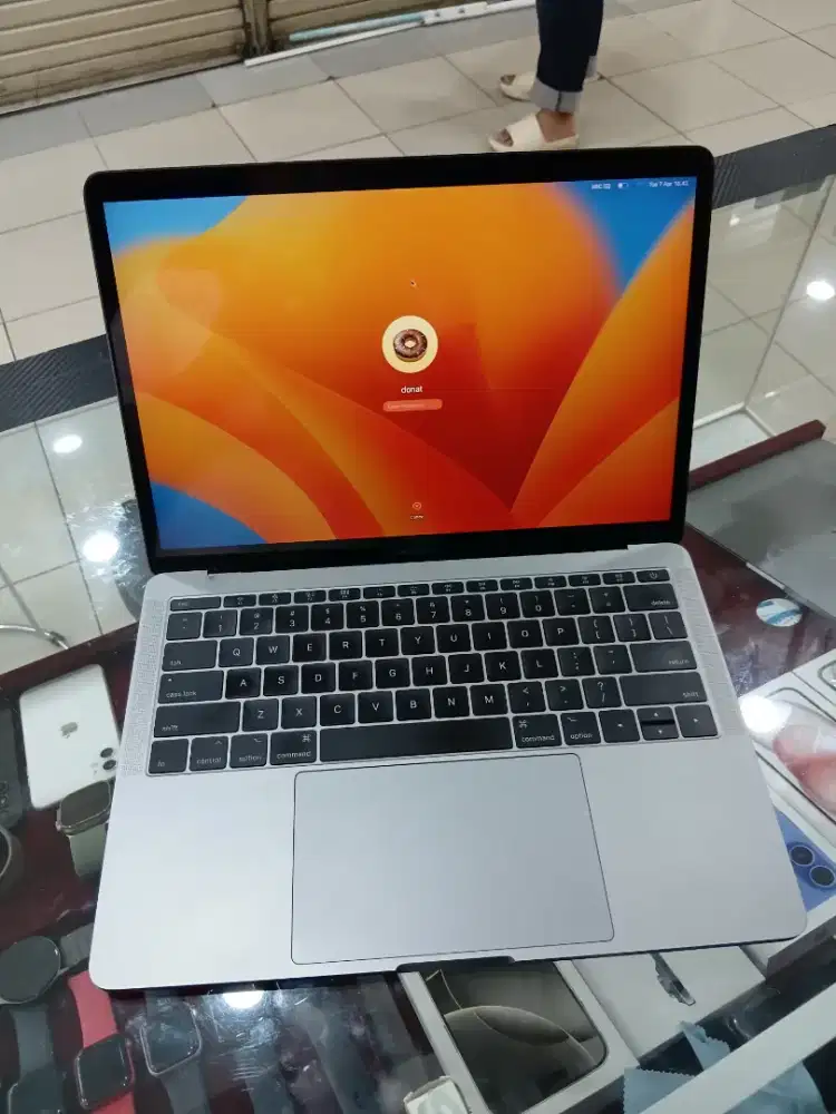 Macbook Pro 2017 8/128 Fullset Ori Mulus Nominus Garansi