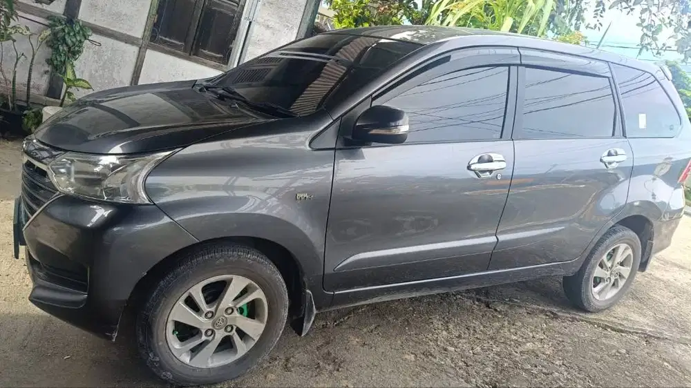 Avanza G 1.3 MT 2018 Gray - Istimewa - km rendah
