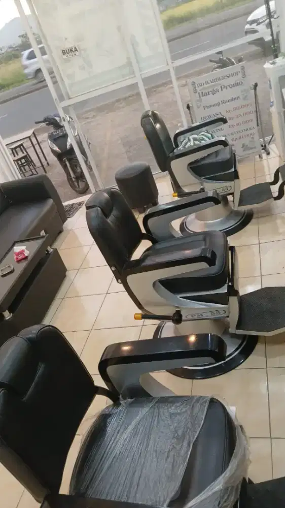 JUAL BORONGAN KURSI DAN TEMPAT BILAS RAMBUT BARBERSHOP