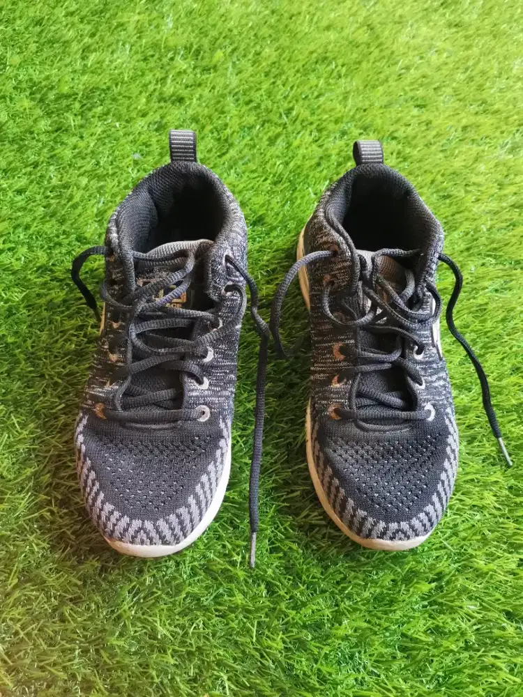 Sepatu Sport Skechers Ori Unisex