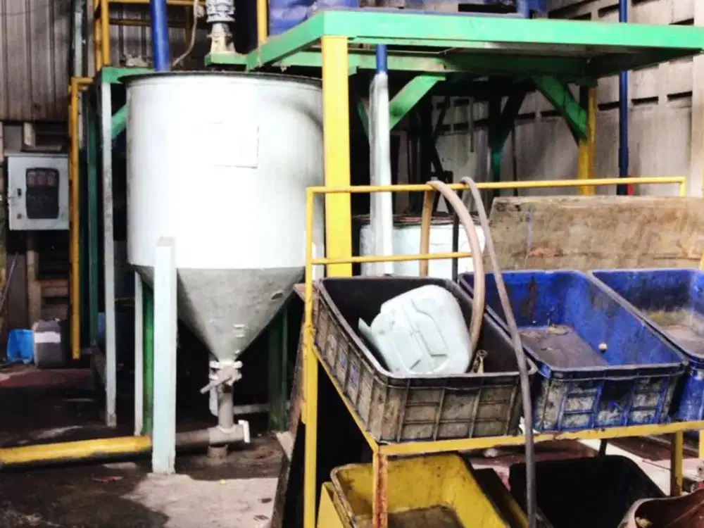 Murah!! Gudang 300 m² dengan Keamanan di Bandung