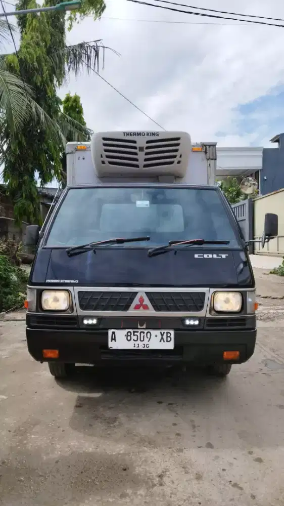 Mitsubishi L300 box freezer tahun 2020 pendingin aktif beku siap pakai