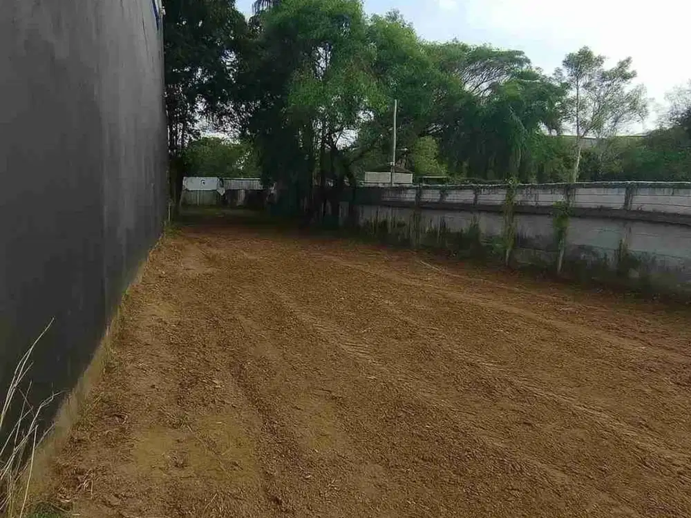 Disewakan tanah kosong lokasi strategis