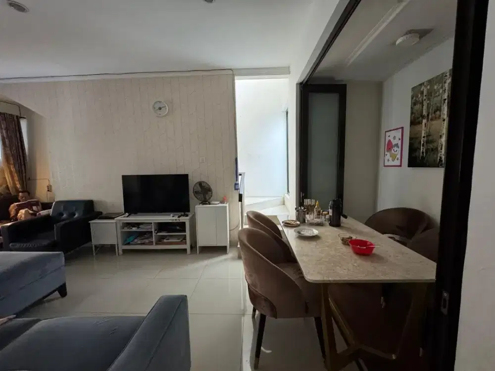 HOT SALE & LOKASI STRATEGIS! Rumah Cantik Siap Huni di Discovery Bintaro — Bebas Banjir & SHM  (SP 0082)