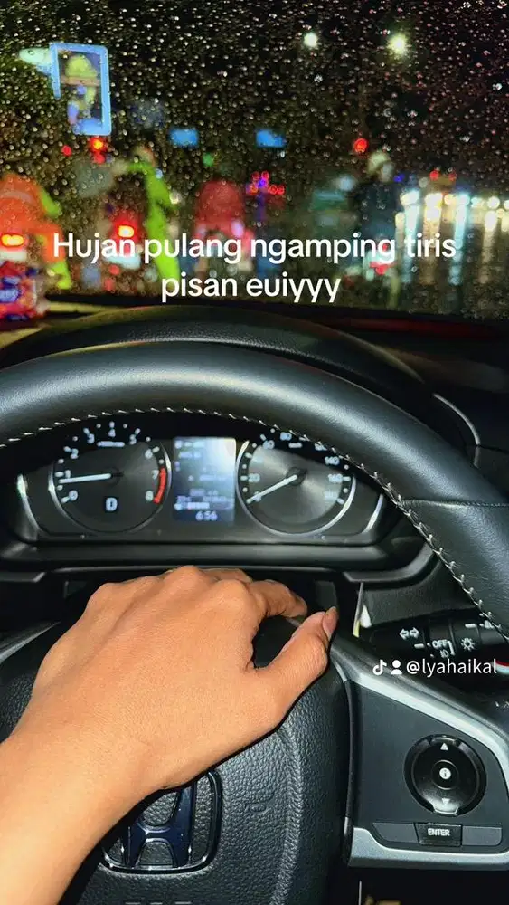 Loker art momong dm antar anak sekolah