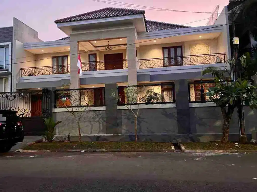 Dijual rumah Pondok Indah ( baru renov)