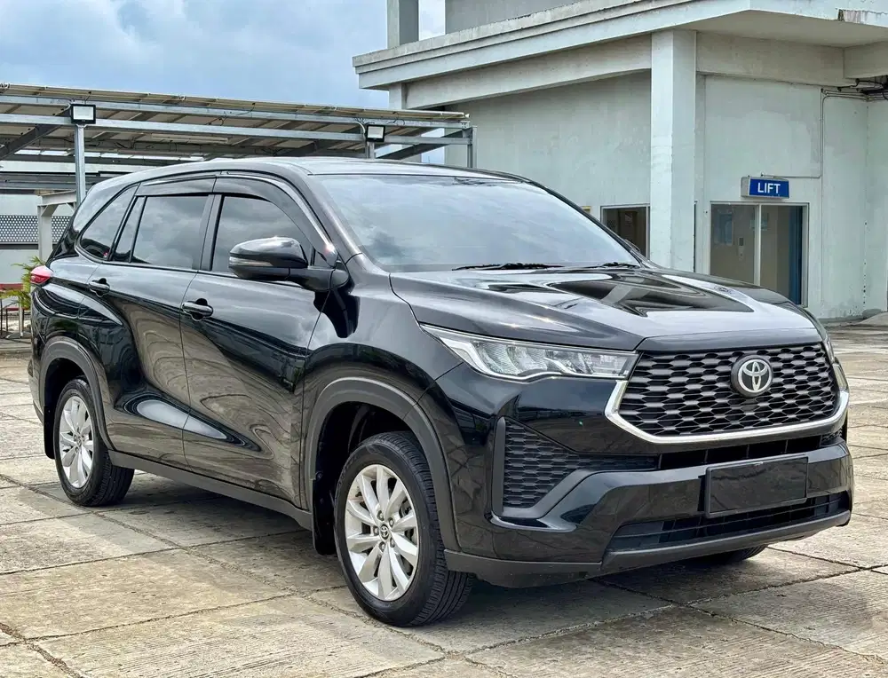 [LOW KM 15.000] INNOVA ZENIX V CVT BENSIN 2025 HITAM NIK 2024 HYBRID